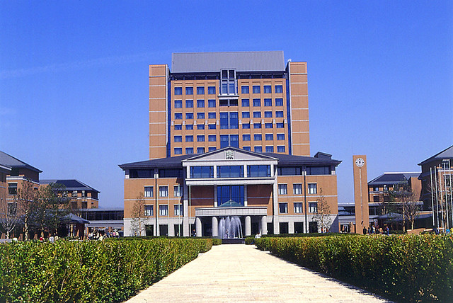  Kansai Gaidai University