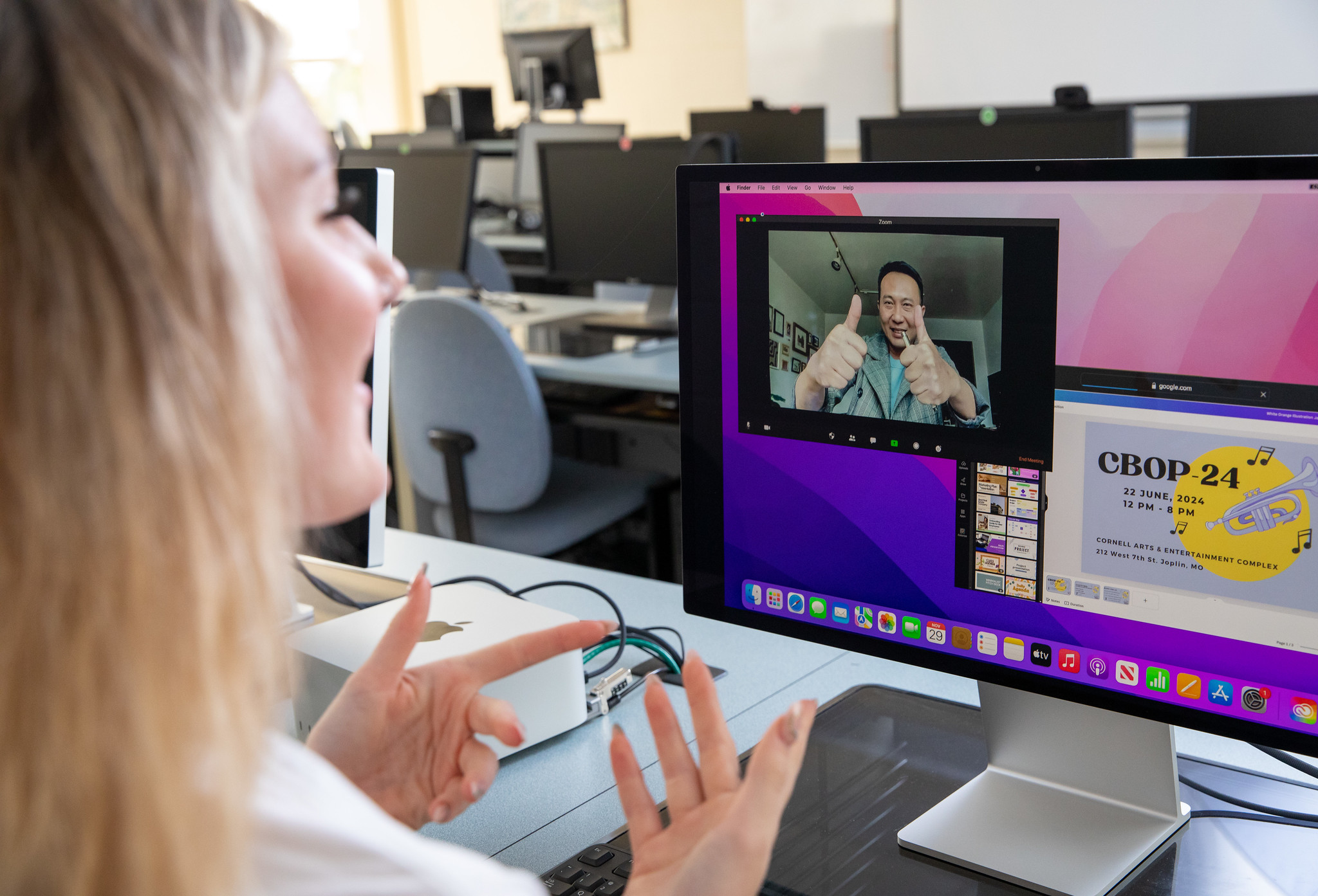 MSSU student in online class  