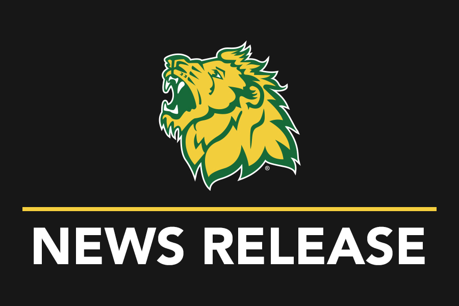 Stephanee Schiding awarded Dr. Robert M. Taylor Professional Service Honor Award 