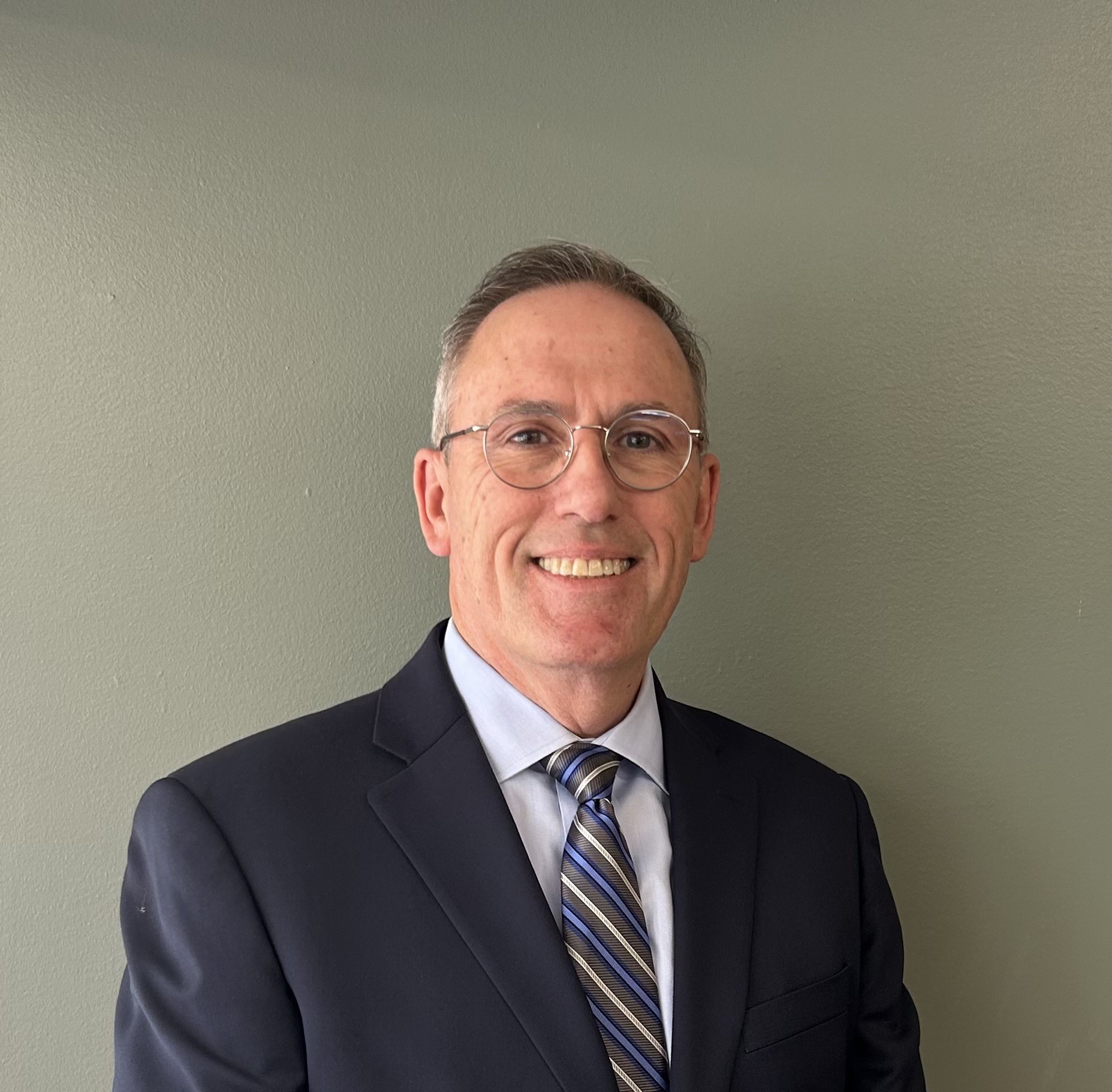 Dr. David Mayes headshot