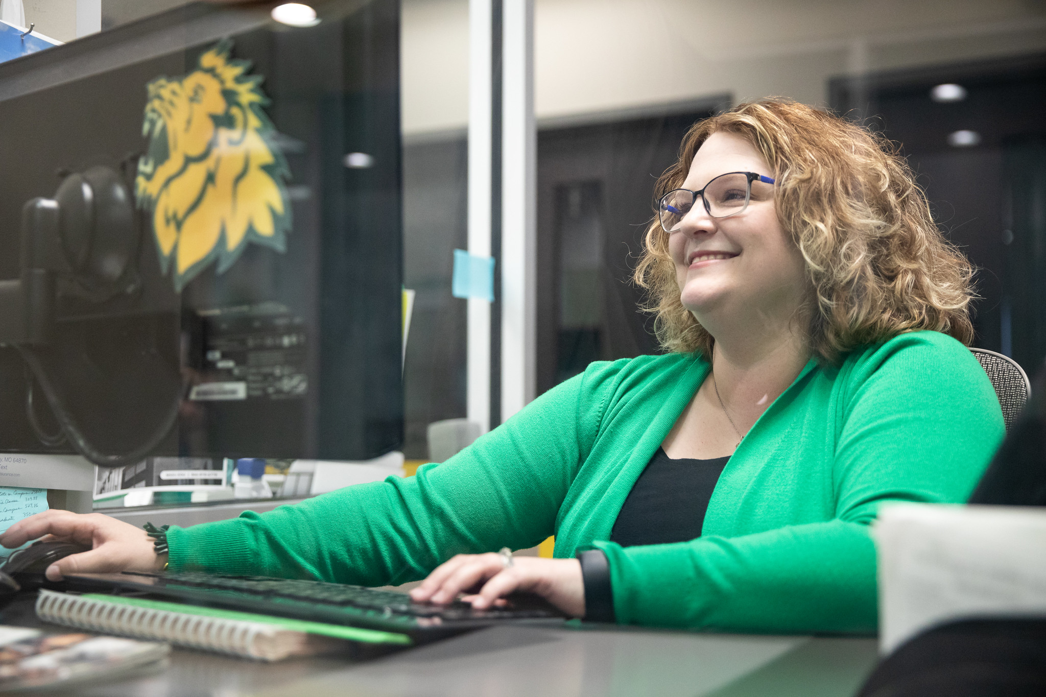 person looking at computer 